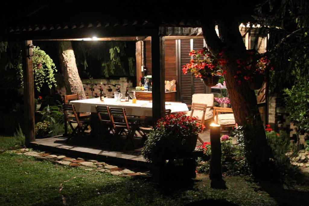 Casa Giuliana Vendégház Calosso Kültér fotó