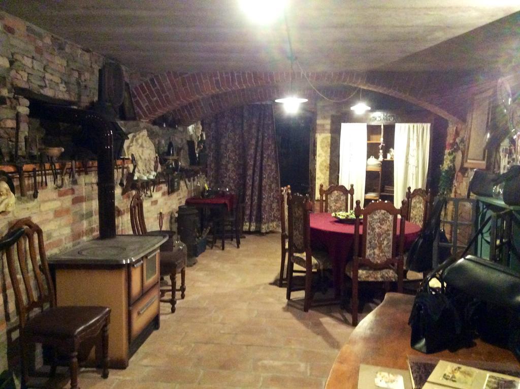 Casa Giuliana Vendégház Calosso Kültér fotó