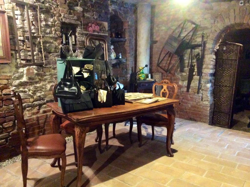 Casa Giuliana Vendégház Calosso Kültér fotó