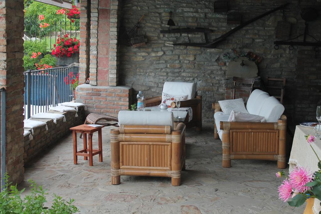 Casa Giuliana Vendégház Calosso Kültér fotó