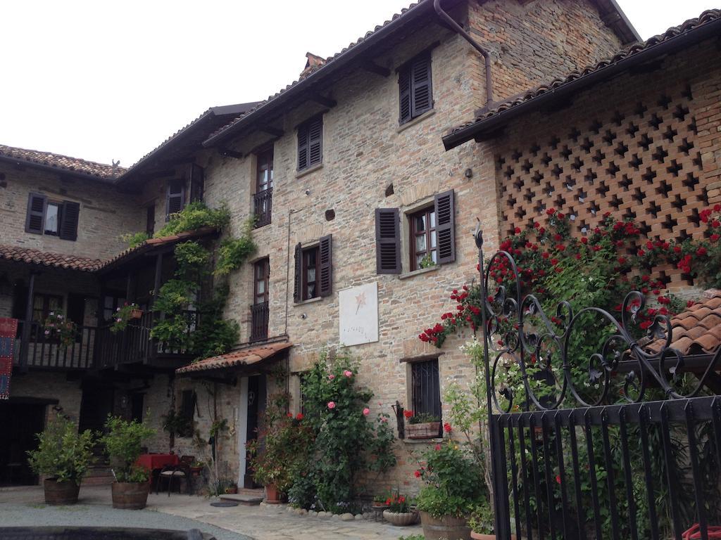 Casa Giuliana Vendégház Calosso Kültér fotó
